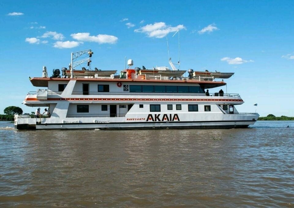 AKAIA AKAIA