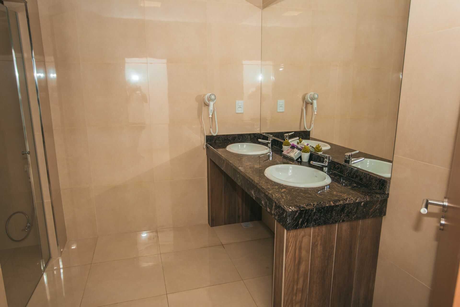 Foto LA REGINA BUSINESS FISHING - Imagem 24