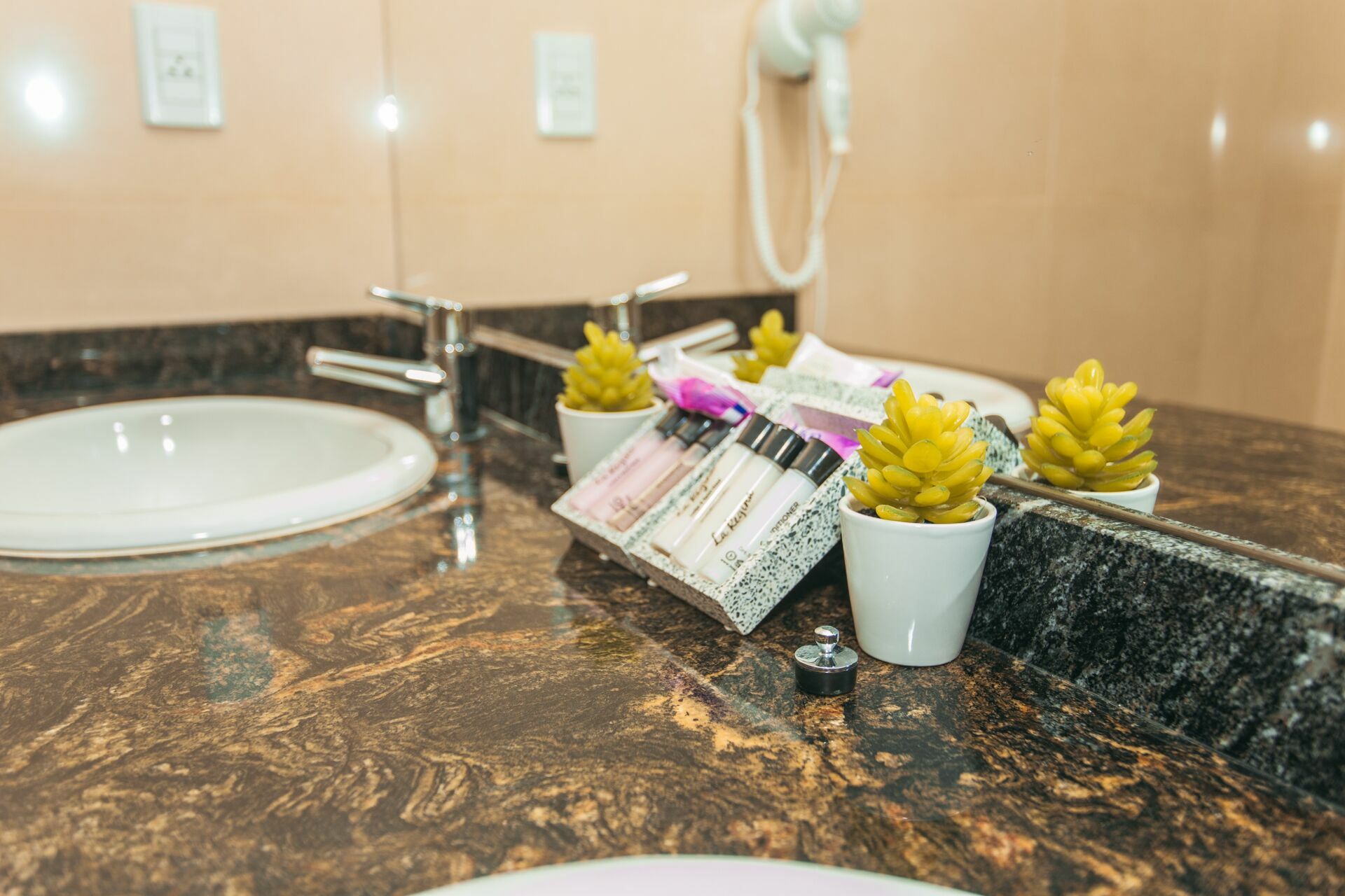 Foto LA REGINA BUSINESS FISHING - Imagem 25